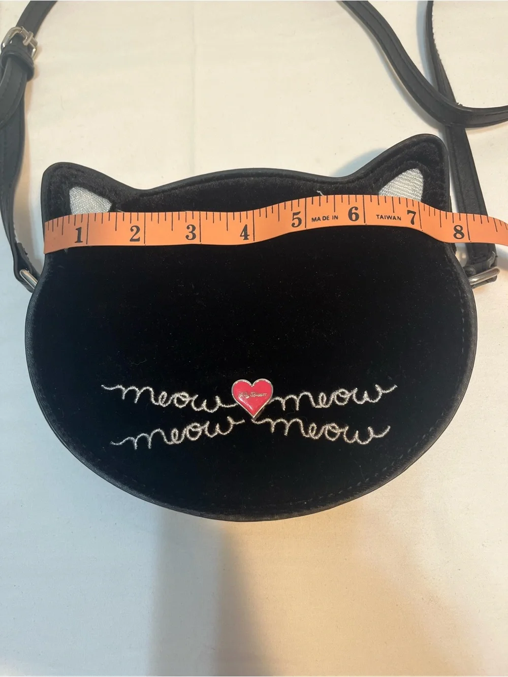 Lily Bloom Black Cat Face Crossbody Bag with Pink Heart Accent